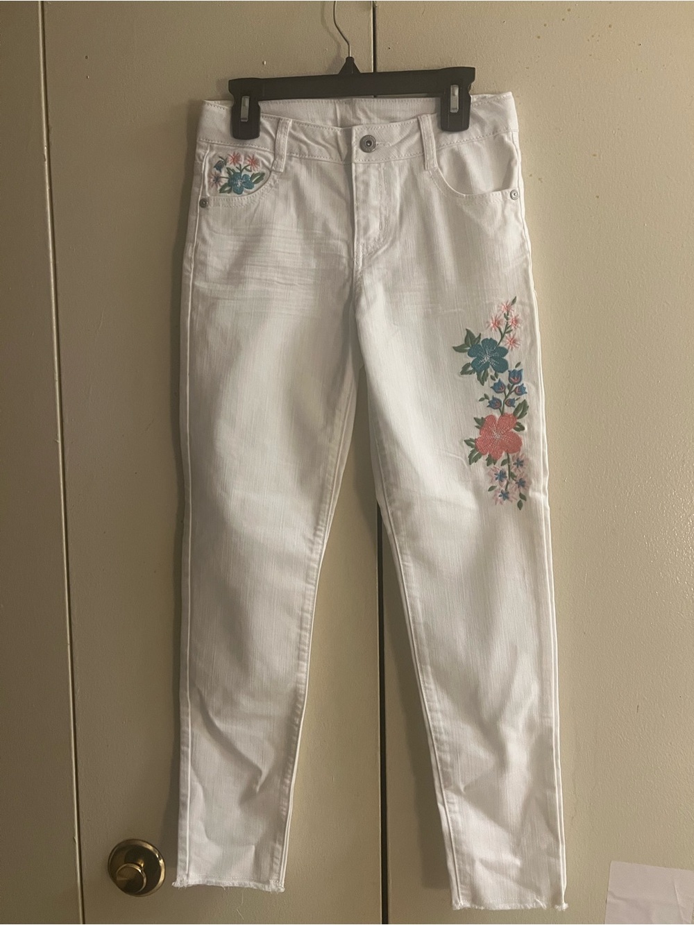 White Floral Embroidered Girls Jeans